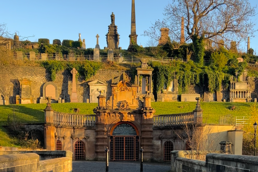 Glasgpw cemetery